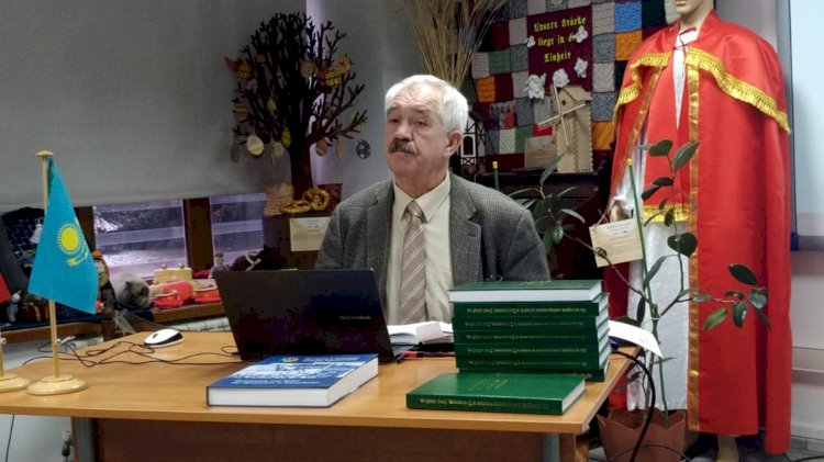 Альфред Айсфельд